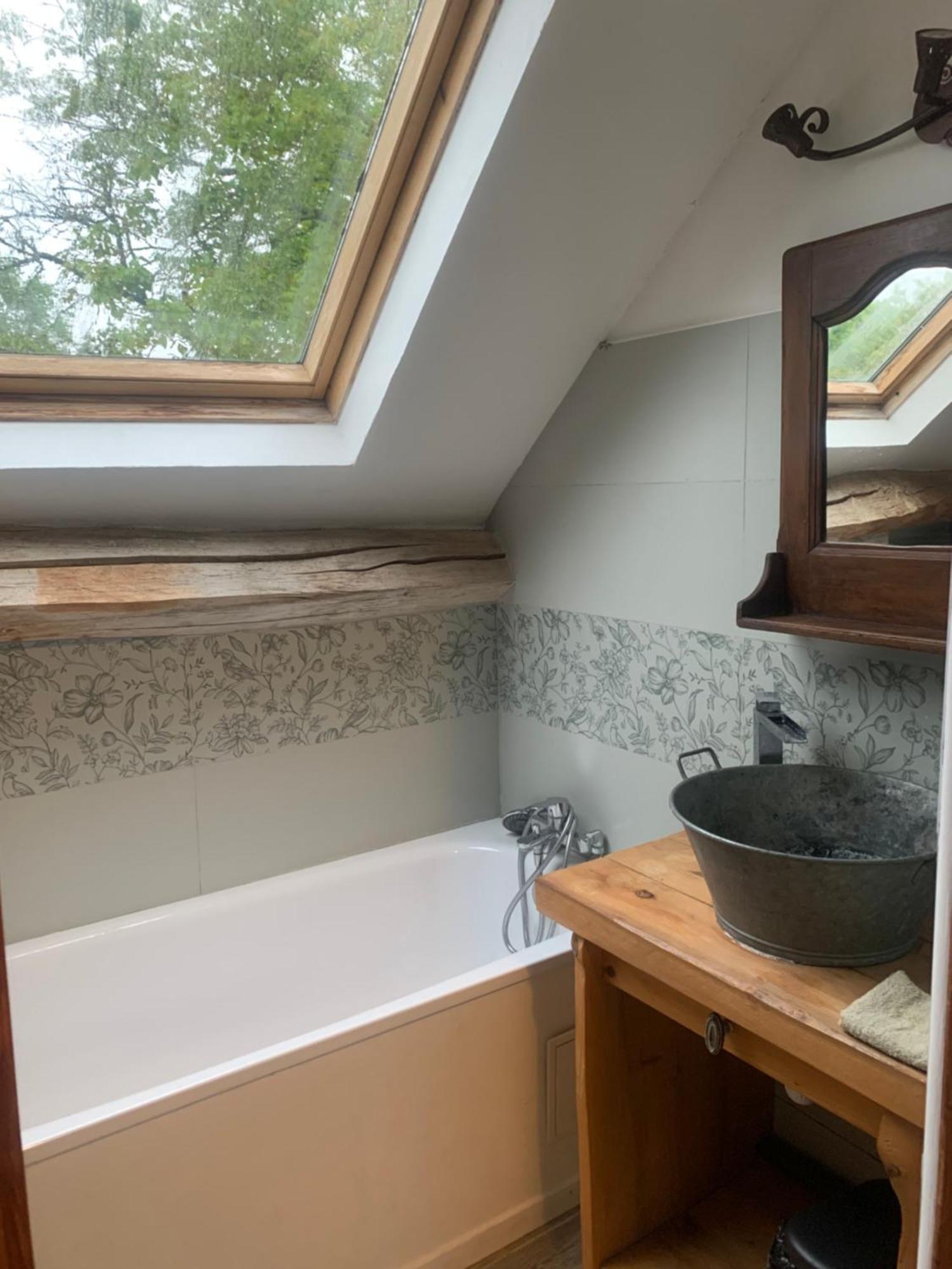 Au Joyeux Lureau Bed & Breakfast Touquin Exterior foto